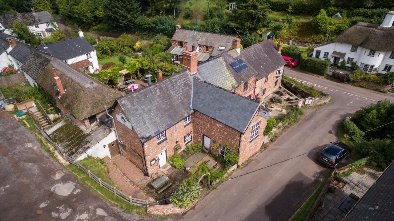 The Royal Oak Inn Luxborough ภายนอก รูปภาพ