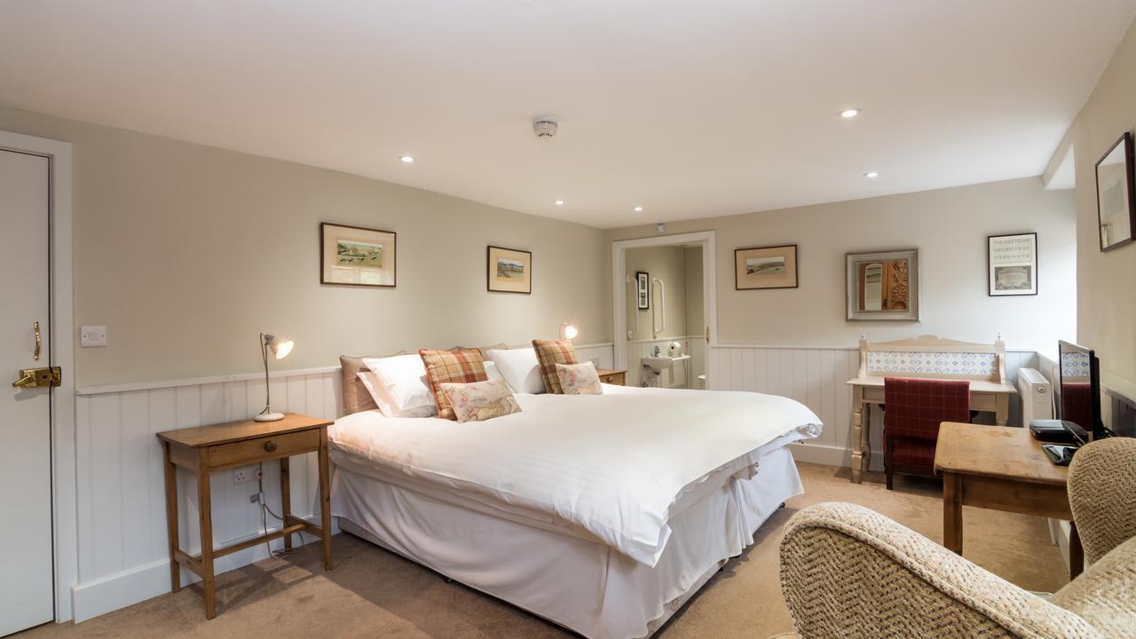 The Royal Oak Inn Luxborough ภายนอก รูปภาพ